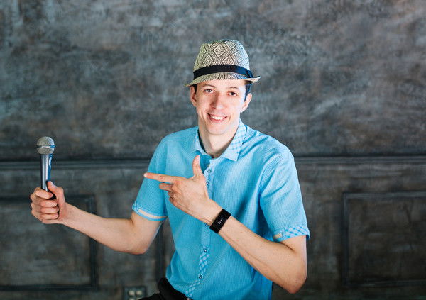 Артём Истомин