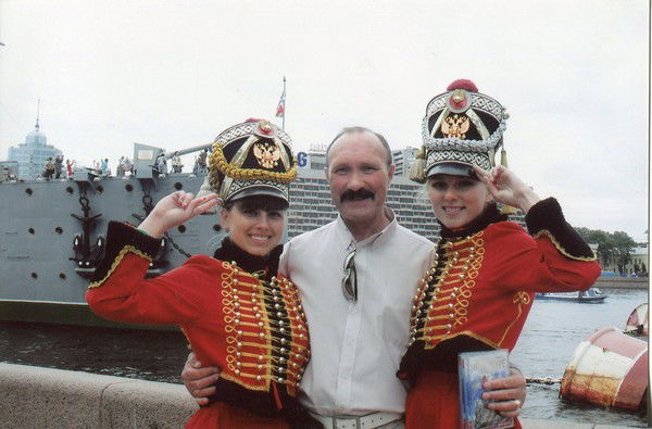 Александр Медведев