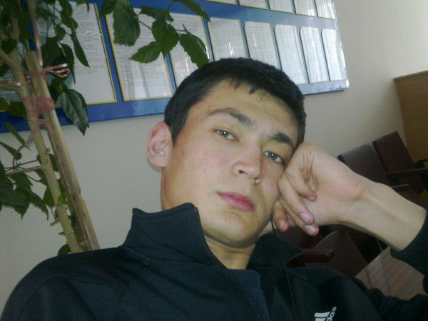 Дархан Аденов