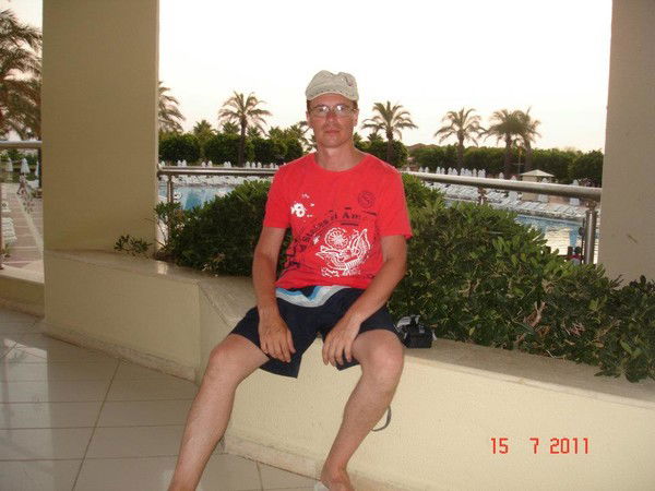 Александр Чекменев