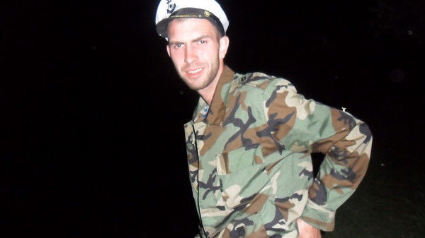 Артём Попов