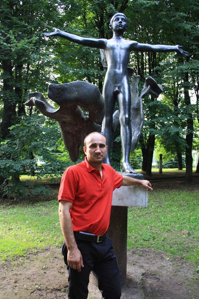 Анатолий Семенцов