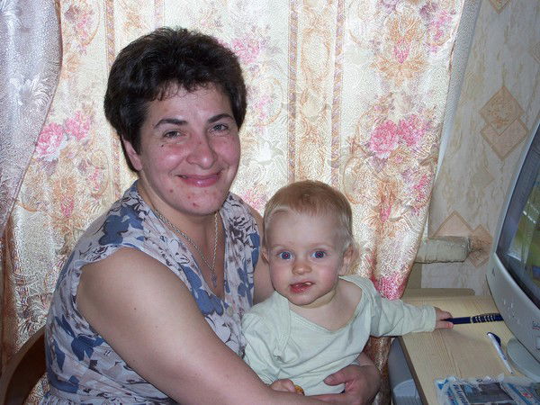 Елена Братанова