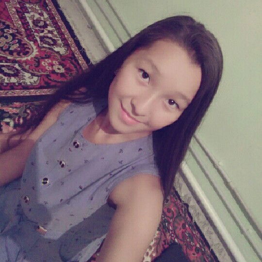 Аяулым Алтенова