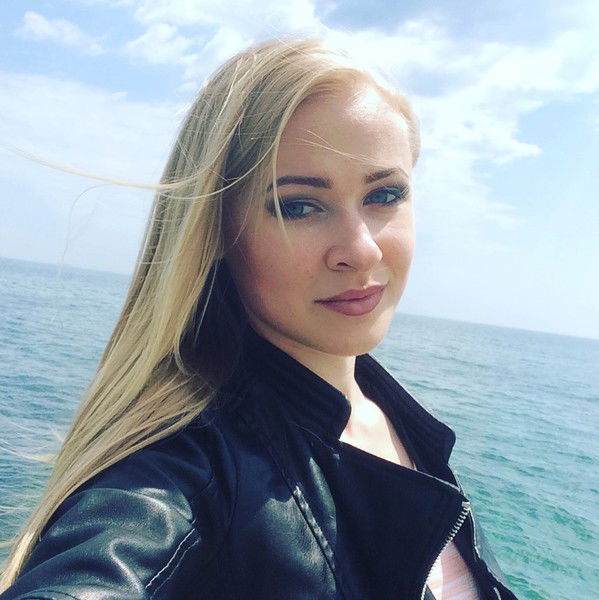 Алина Юрескул