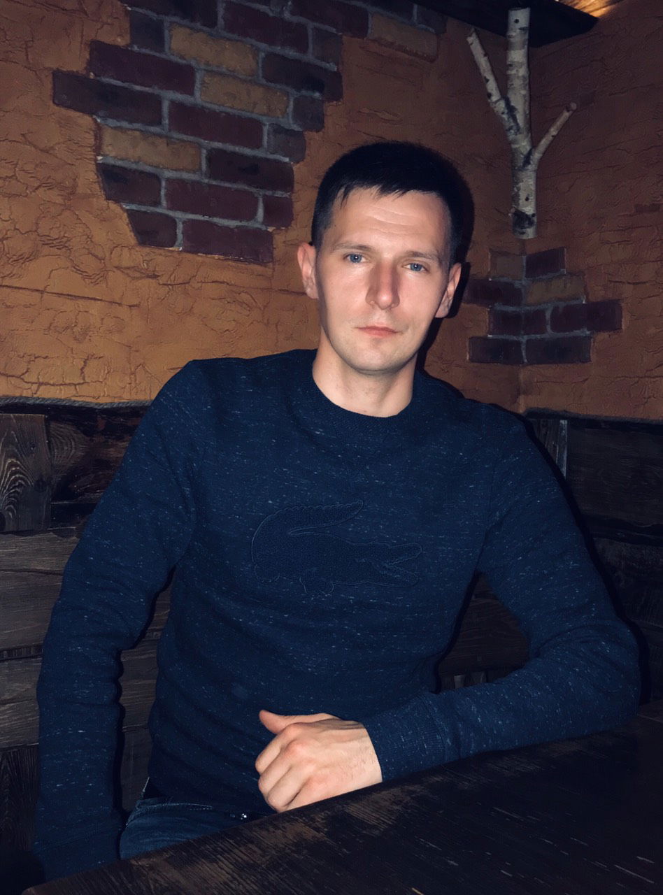 Максим Лаврененко