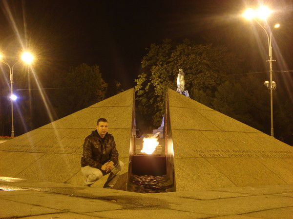 Виктор Титов