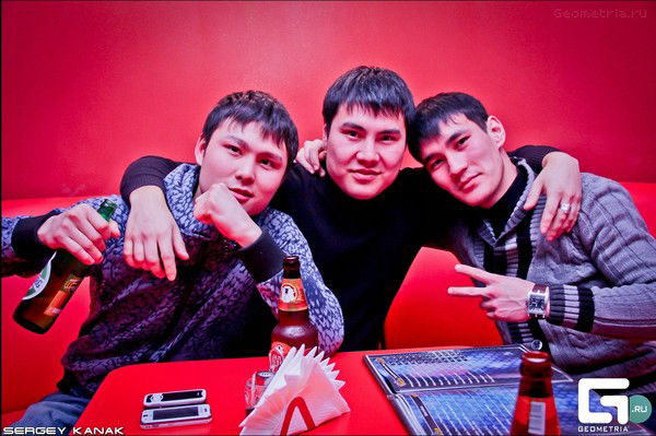 Азамат Адешев