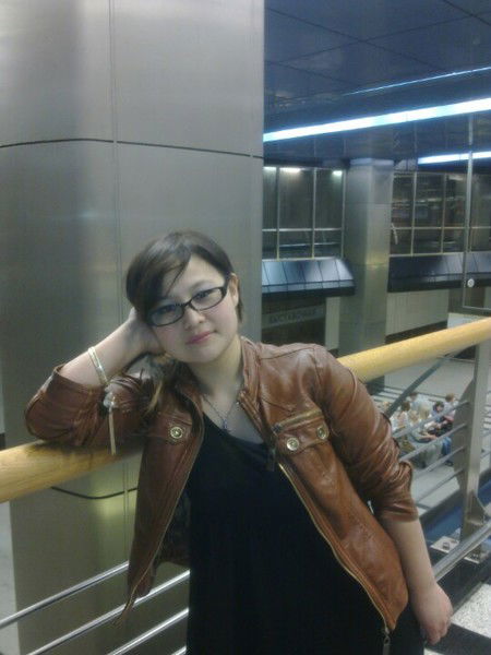 Jazi Калдыбаева