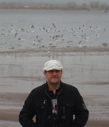 Олег Старов