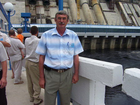 Олег Петров