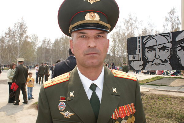 Виктор Бурдин