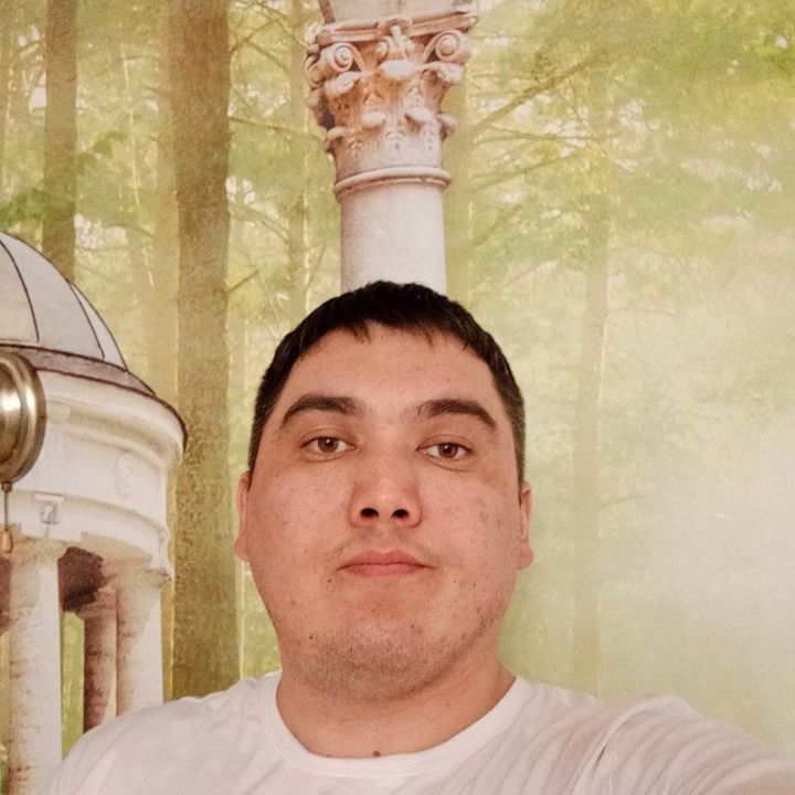 Булат Тойкенов