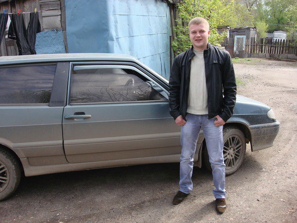 Дмитрий Узингер