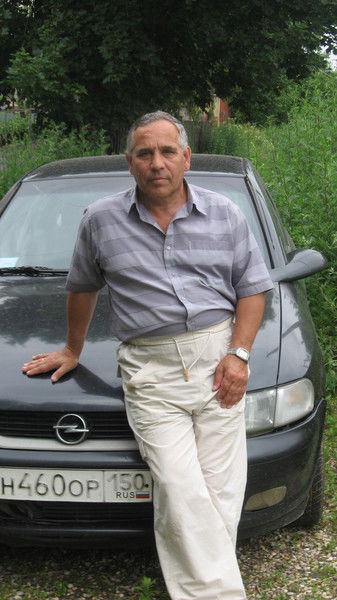 Алексей Старков