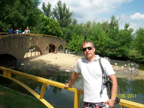 Владислав Мельников