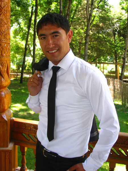 Алишер Раджабов