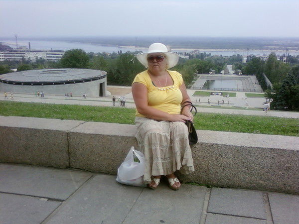 Елена Белухина