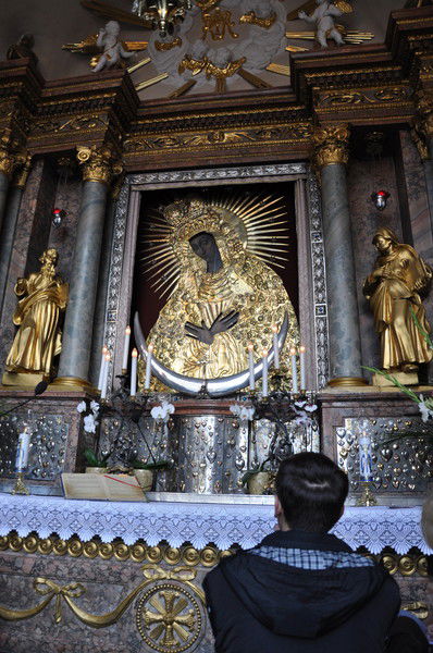 Евгений Тихон