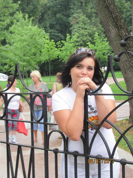 Янa Школьникова