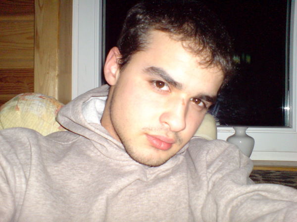 Константин Сариев