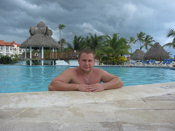 Евгений Попов