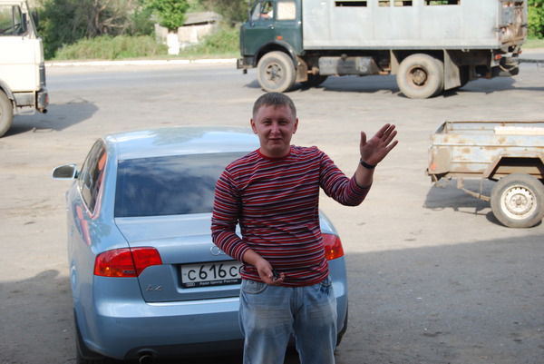 Роман Золотых