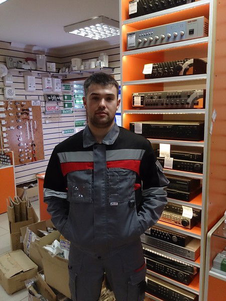 Олег Михайлов