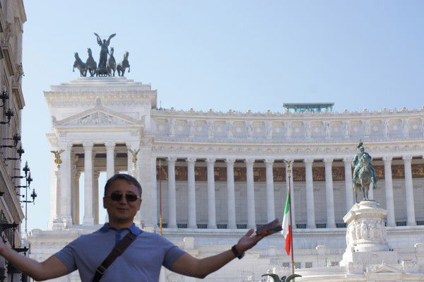 Максат Калмурзаев