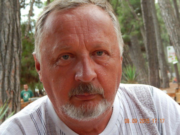 Владимир Белов