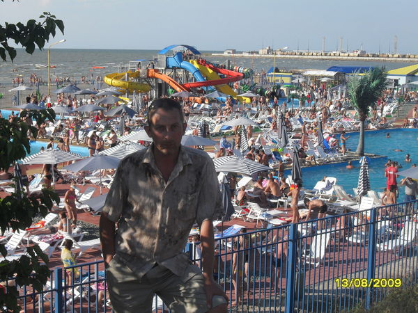 Дмитрий Буров