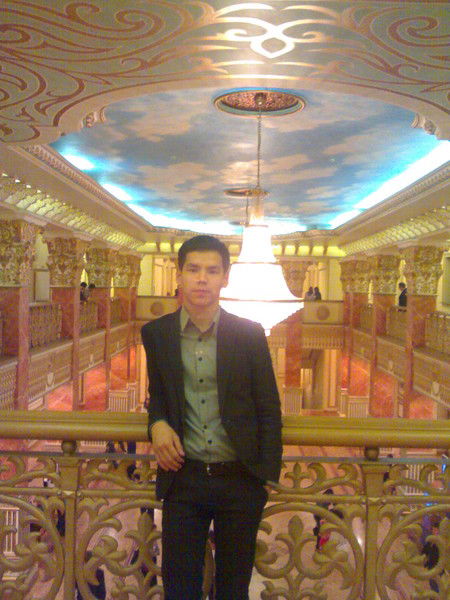 Асхат Мейрамбекович