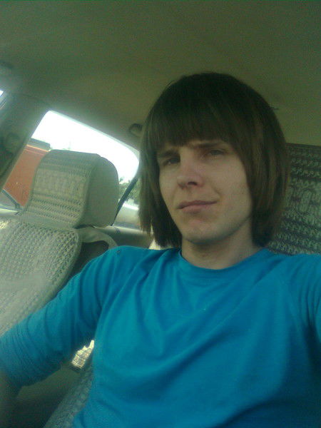 Данил Попов