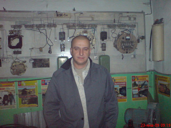 Анатолий Чимаров