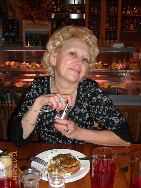 Людмила Попова