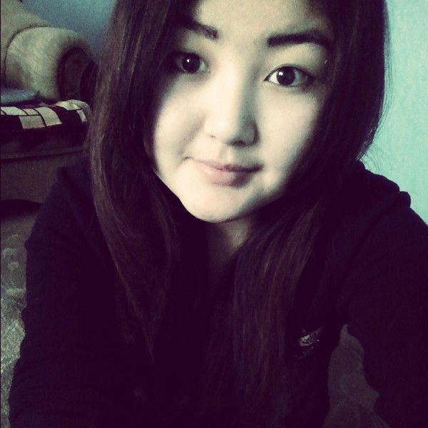 Назым Каримова