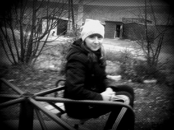 Полина Затонская