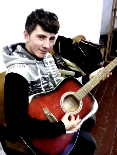 Толя Гайченя