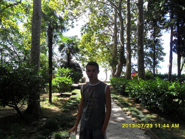 Андрей Загузов