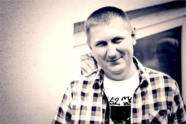 Денис Новик