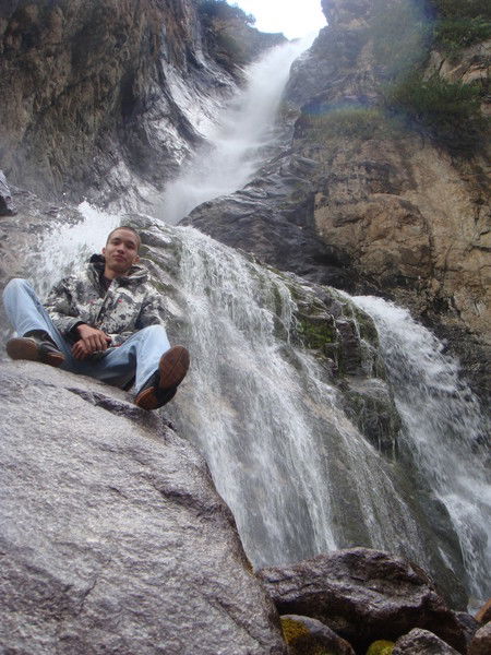 Гани Максут