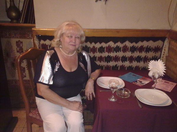 Нина Калюжная