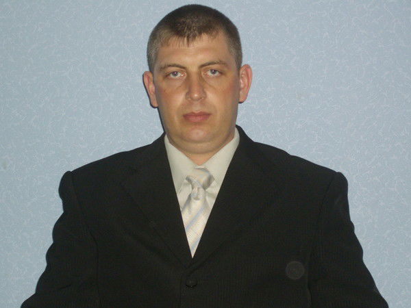 Сергей Ларионов