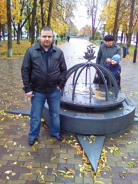 Владимир Кобзарь