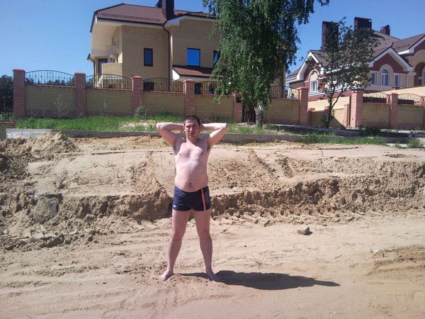 Владимир Карев