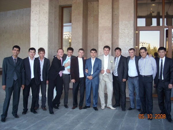 Неизвестно Неизвестно