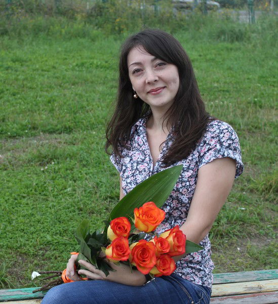 Анна Комиссарова