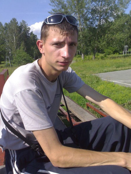 Алексей Махнев