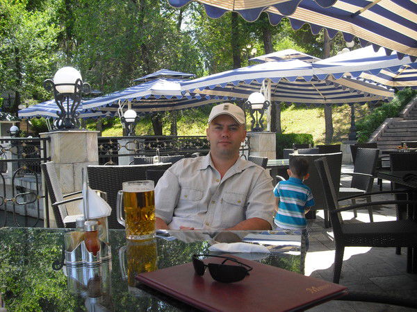 Руслан Попов