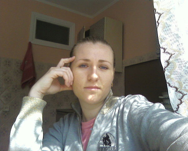 Катя Веселовская